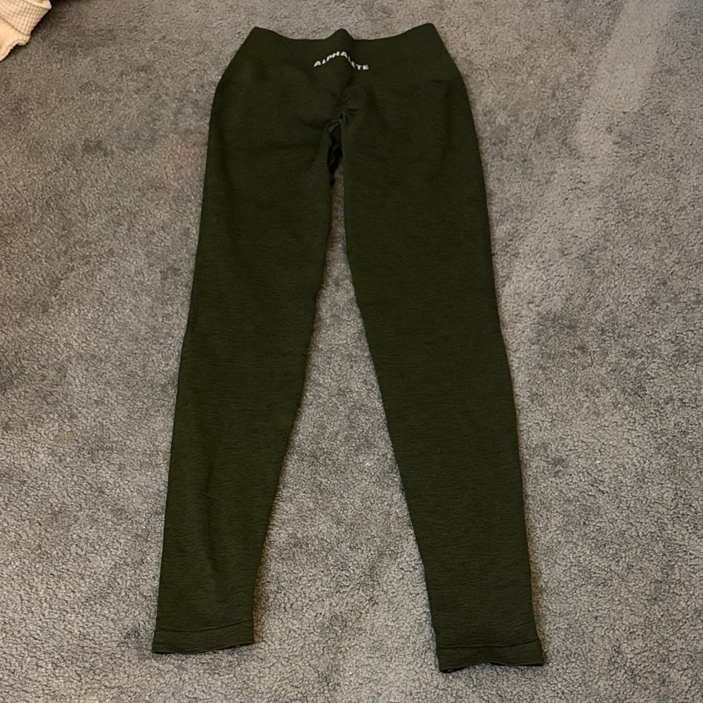 Alphalete Womans Dark Green Leggings
